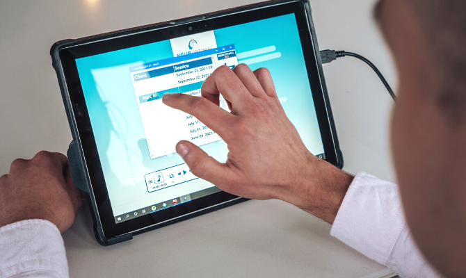 AD neurofeedback-hardware-kit-neuroptimal