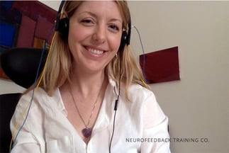 neurofeedback-training-nyc-session-in-office